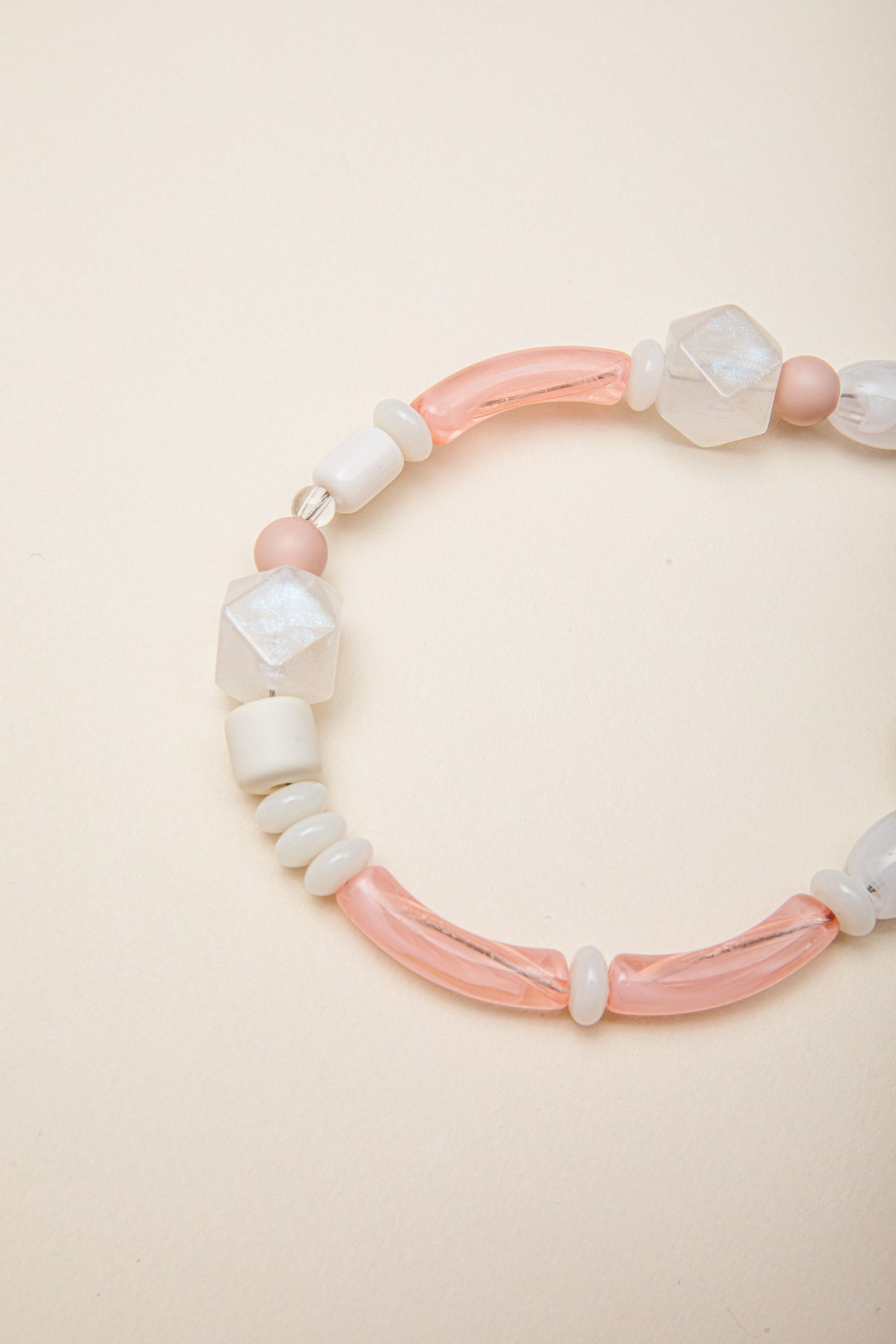 Cadena Clara corta blanco/rosa